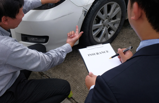 Dealing With Insurance Adjusters After a Car Accident in Louisiana: What You Should Never Say